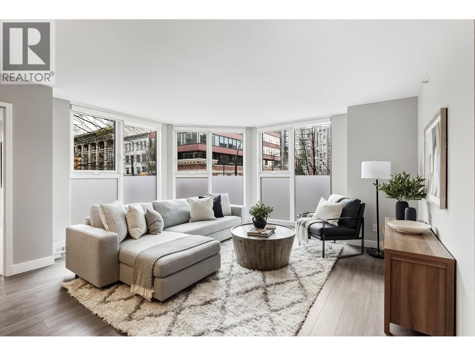 202 1323 HOMER STREET