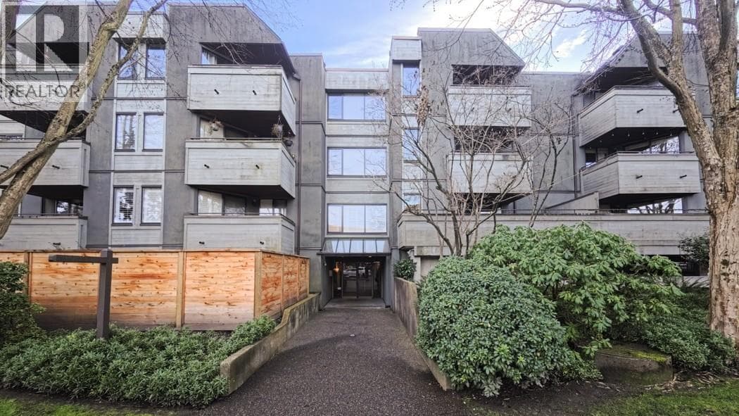 408 1476 W 10TH AVENUE