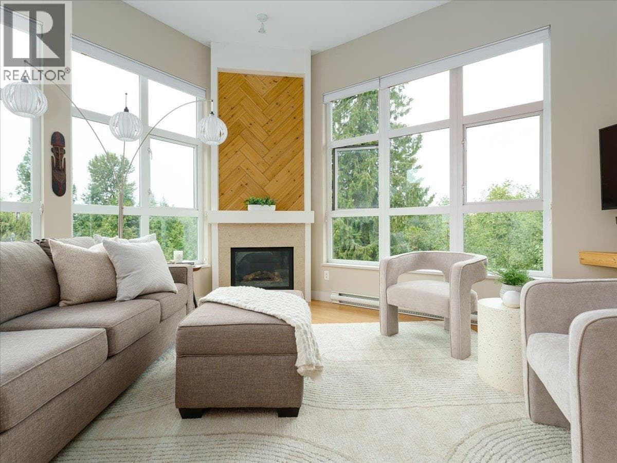 402 3732 MT SEYMOUR PARKWAY