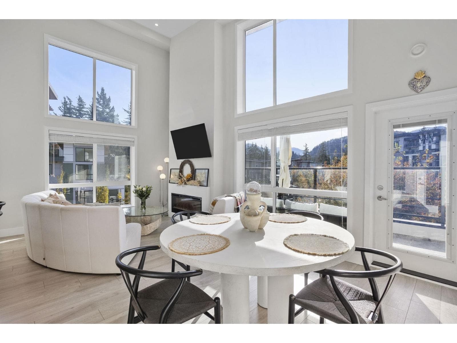 401 45500 MARKET WAY, Garrison Crossing