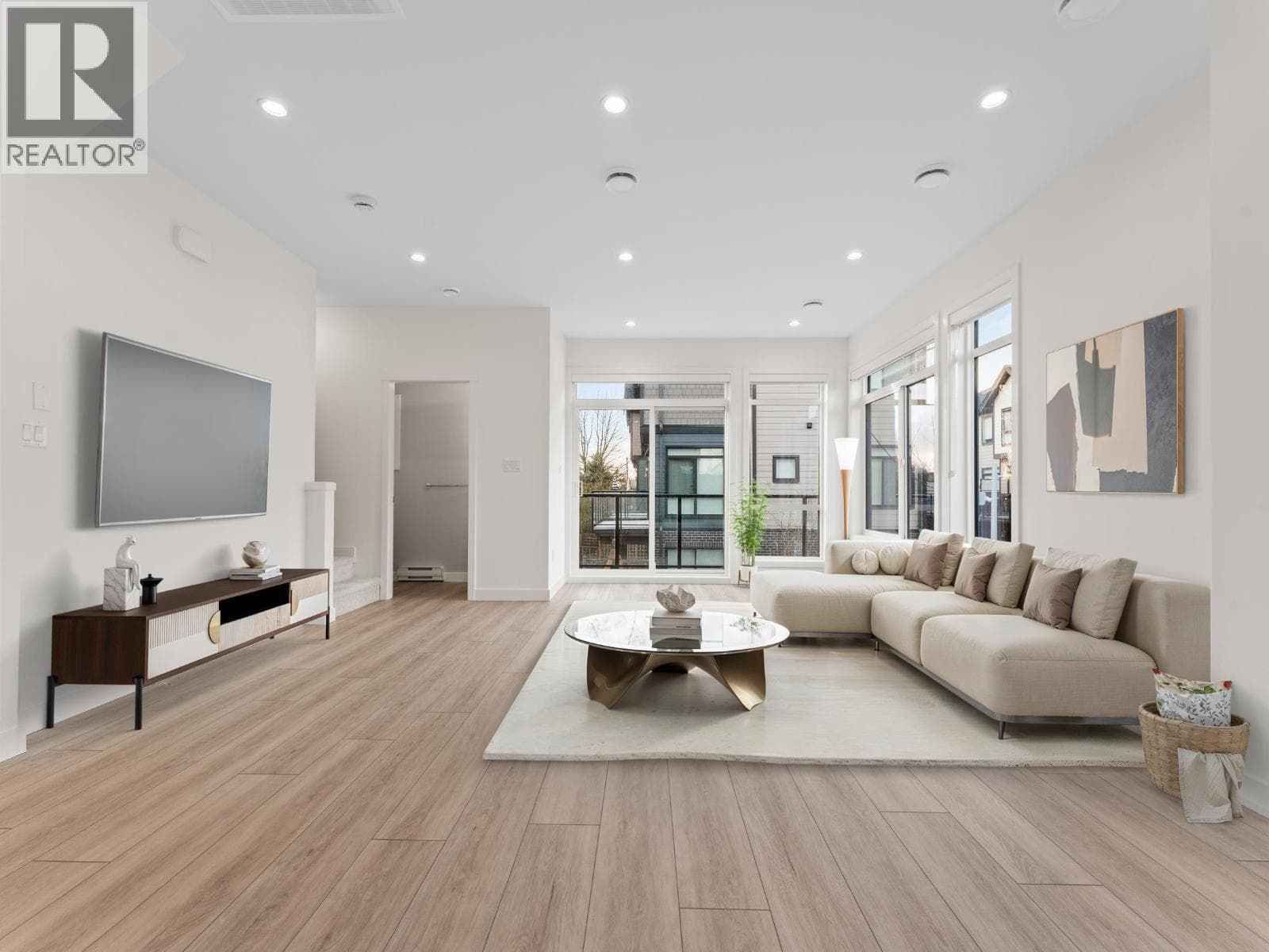 27 4337 BOUNDARY ROAD