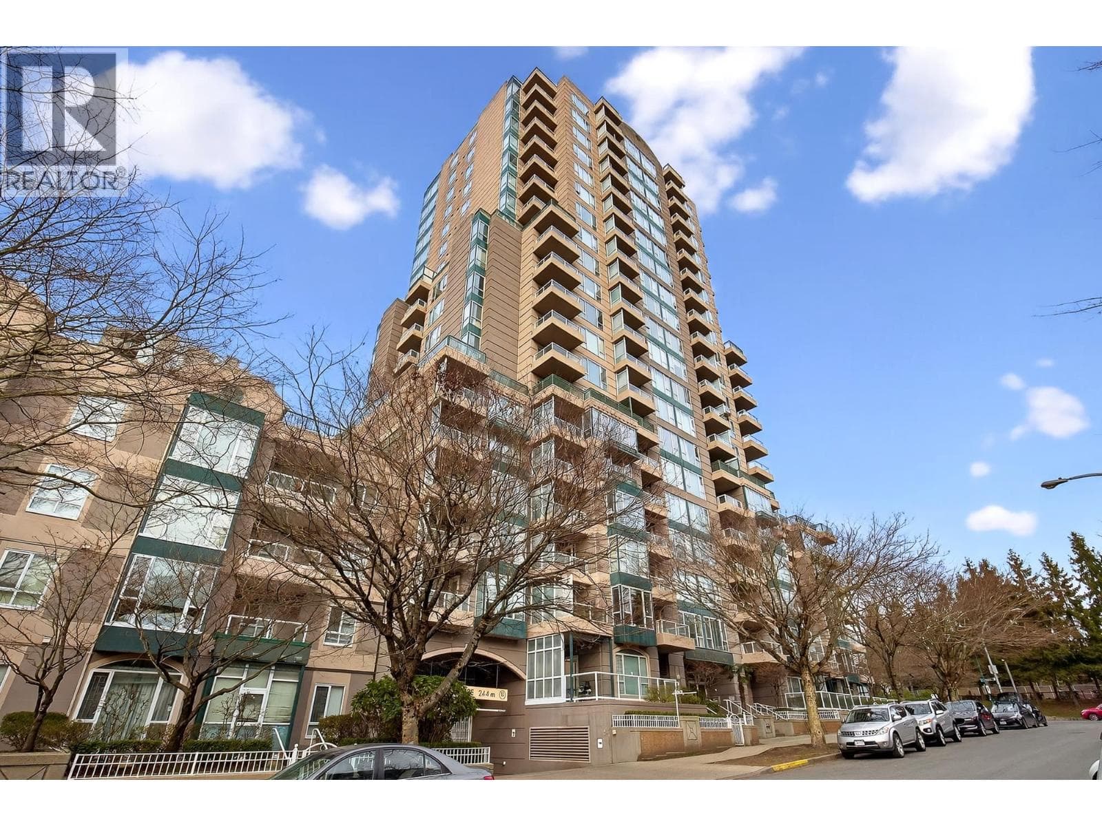 1201 5189 GASTON STREET