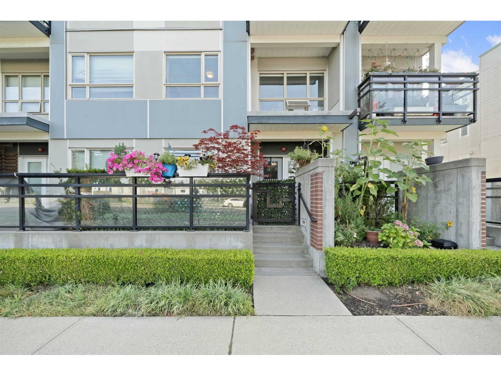 125 13228 OLD YALE ROAD