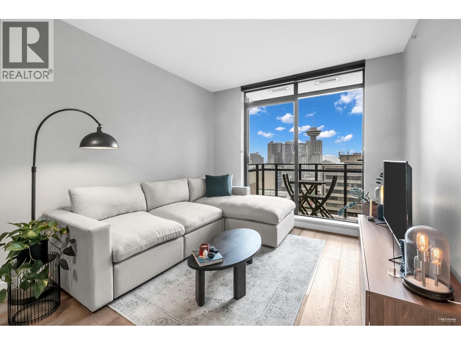 1907 788 RICHARDS STREET