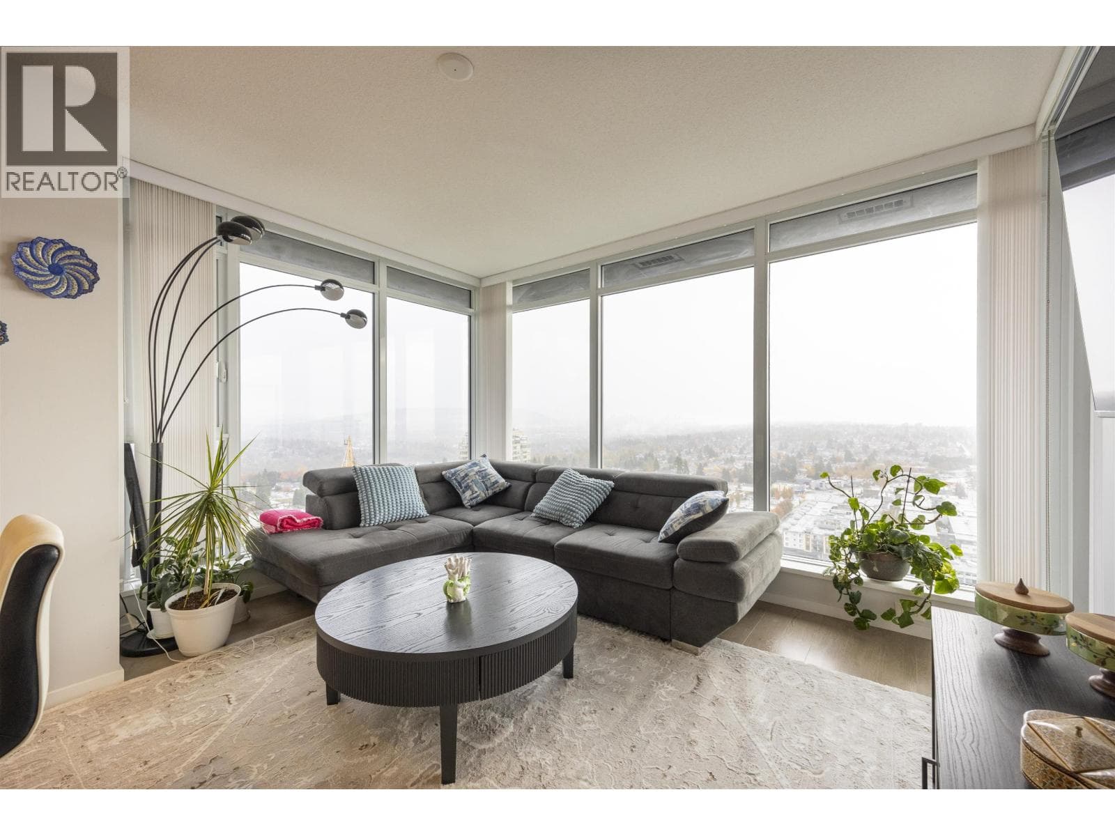 3006 6700 DUNBLANE AVENUE