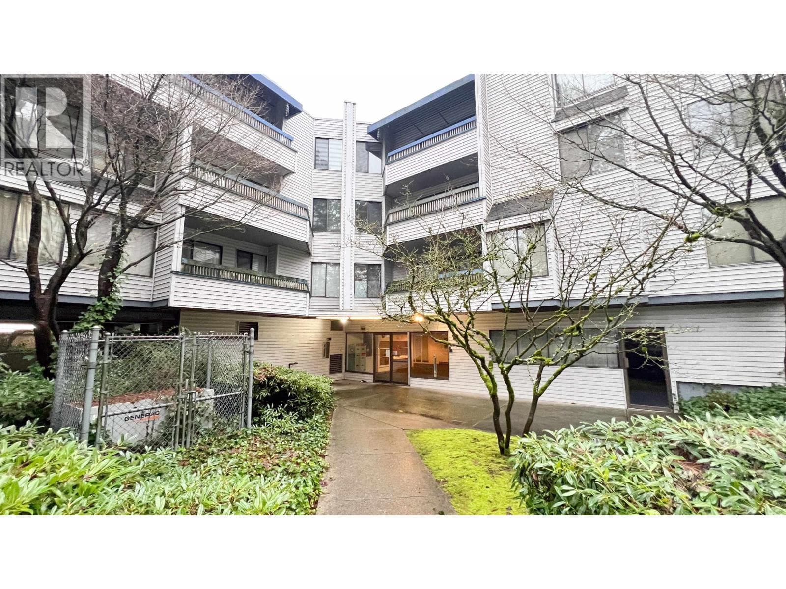 302 5800 COONEY ROAD