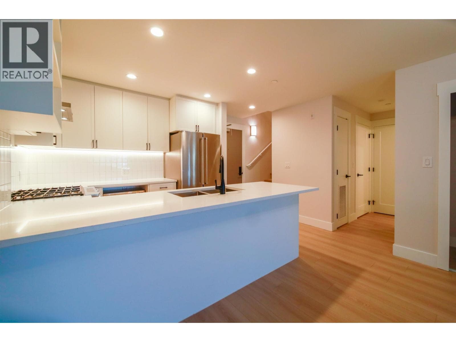 102 22265 DEWDNEY TRUNK ROAD