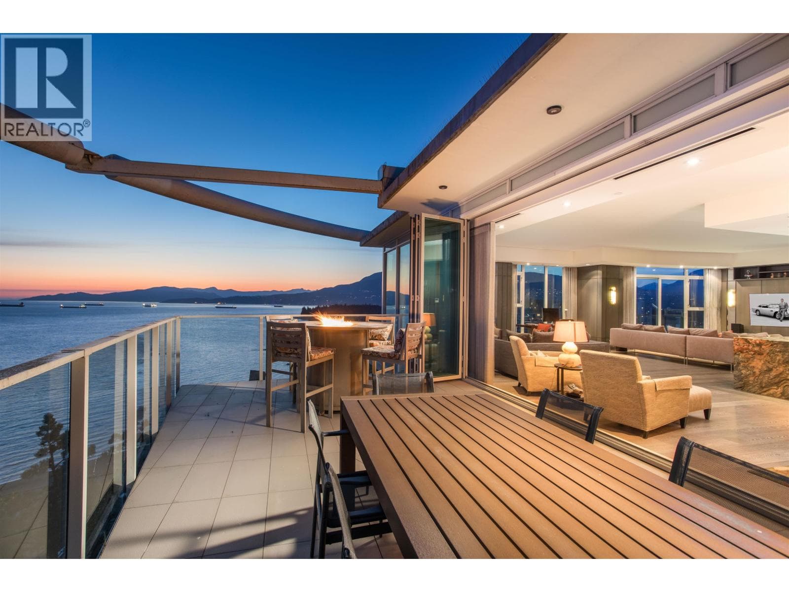 2101 1221 BIDWELL STREET