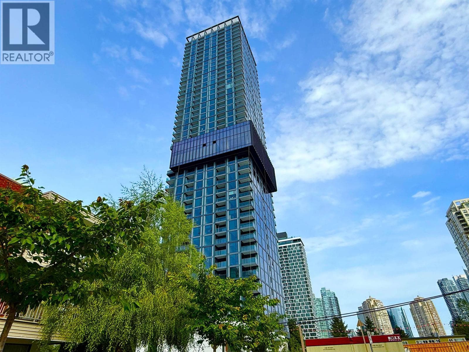 807 5987 WILSON AVENUE