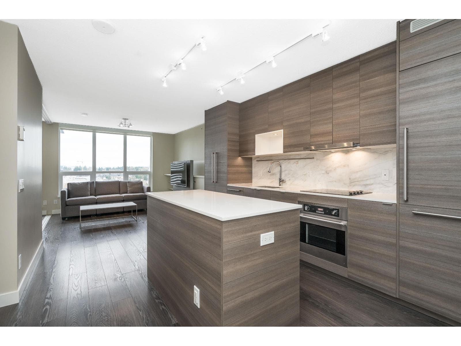 1709 13398 104 AVENUE