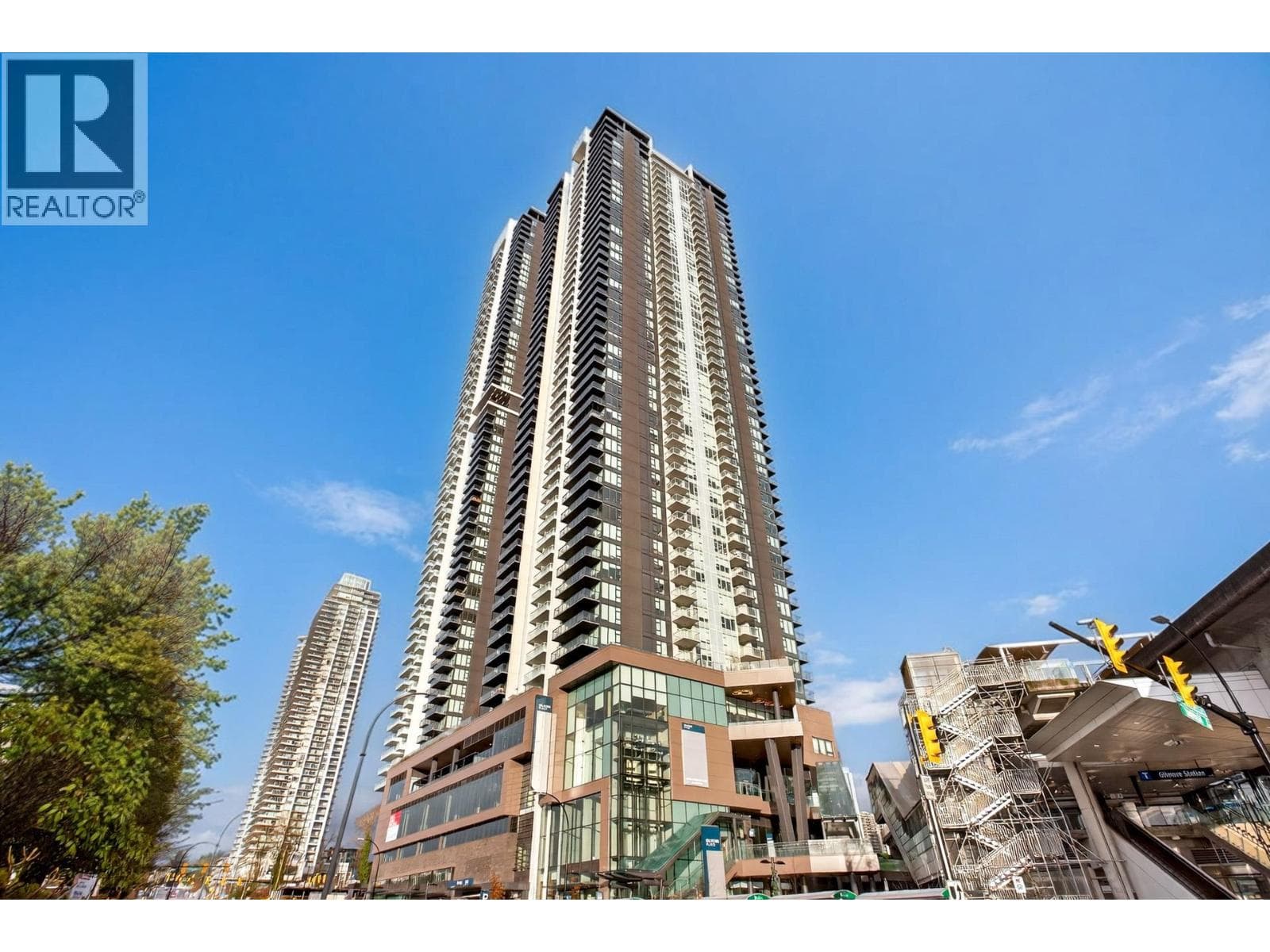 3706 2186  GILMORE AVENUE