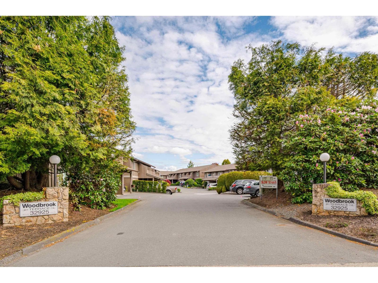 24 32925 GEORGE FERGUSON WAY