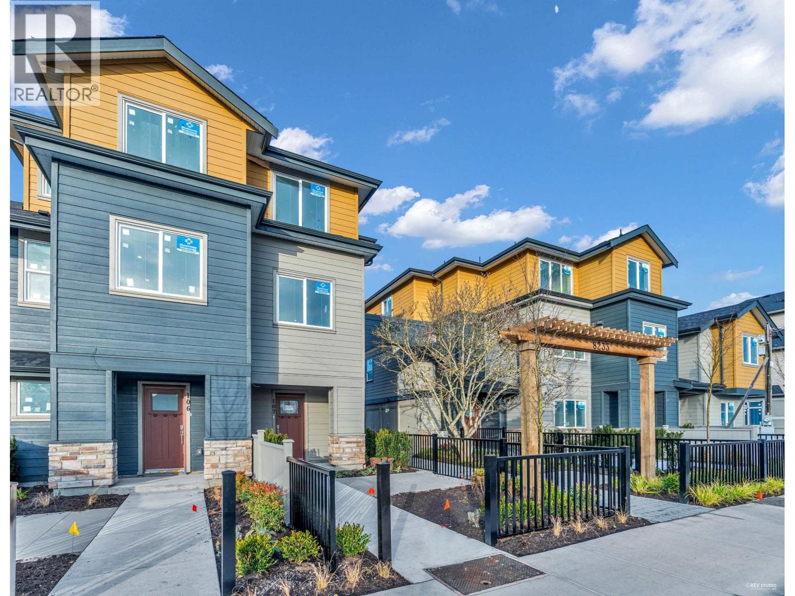 110 8233 WILLIAMS ROAD