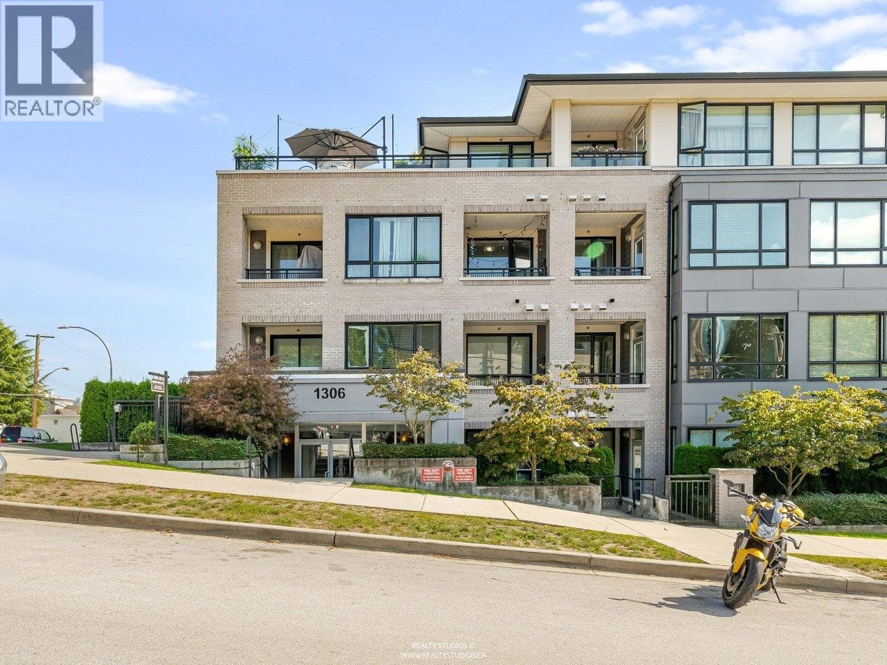 PH-08 1306 FIFTH AVENUE