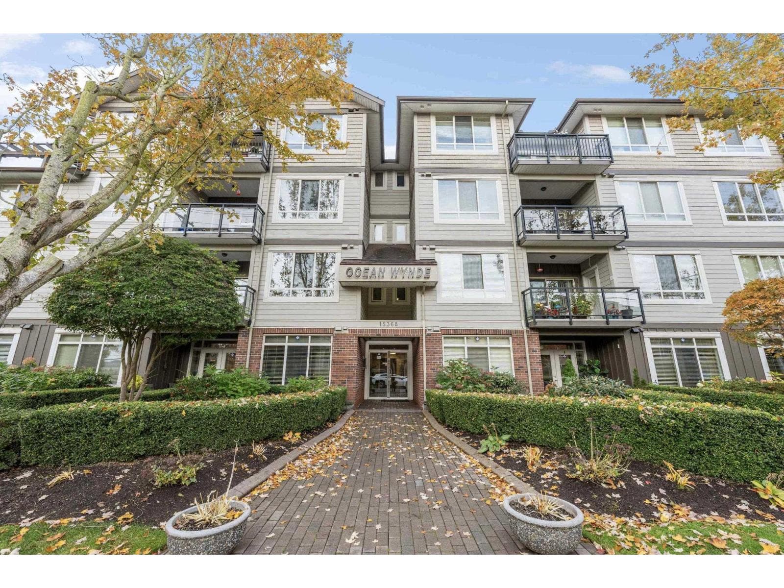 210 15368 17A AVENUE