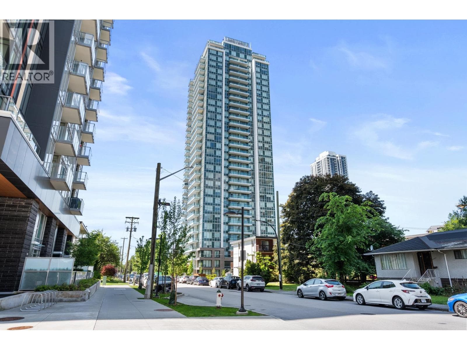 401 6463 SILVER AVENUE