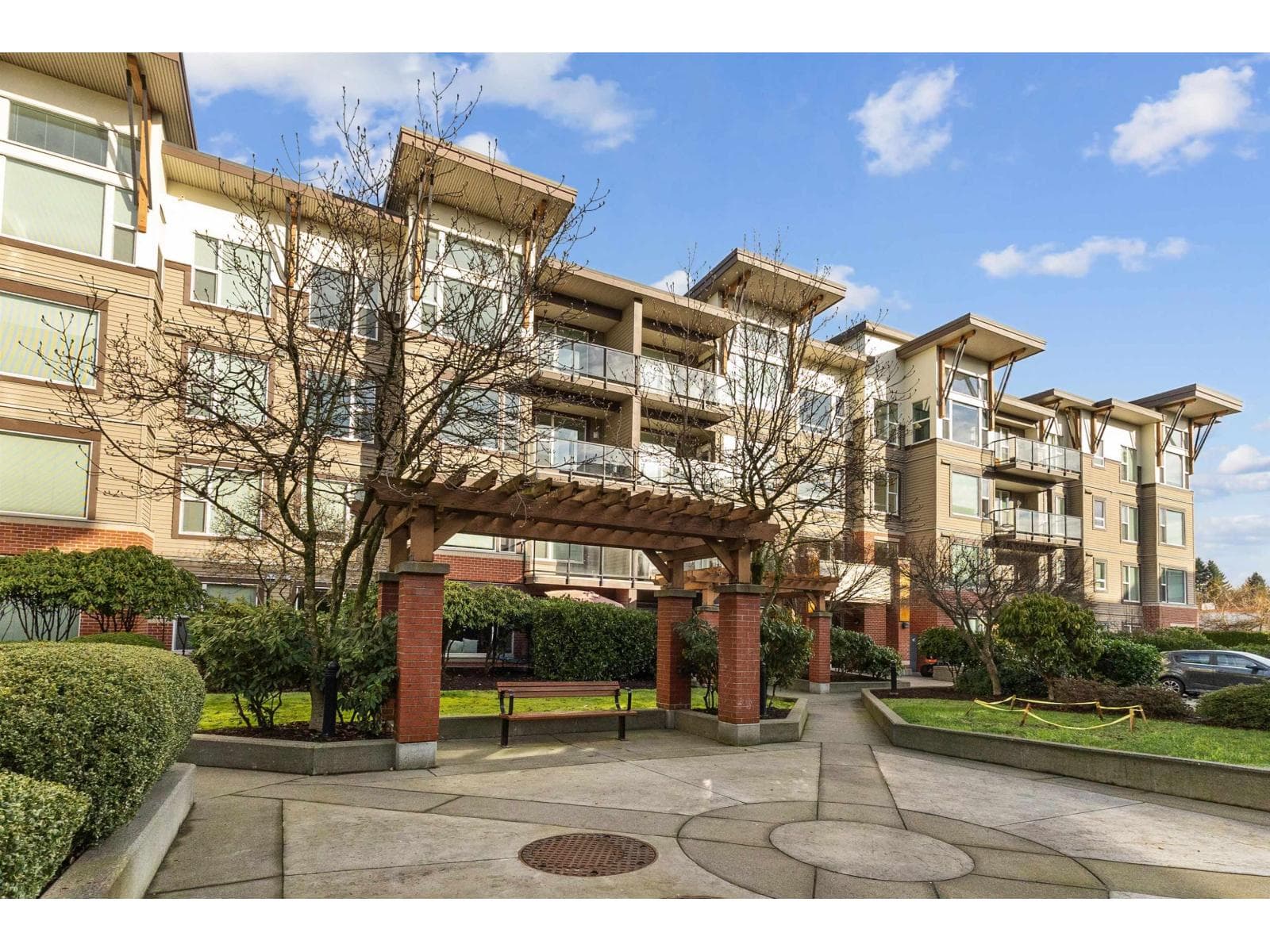 309 33538 MARSHALL ROAD