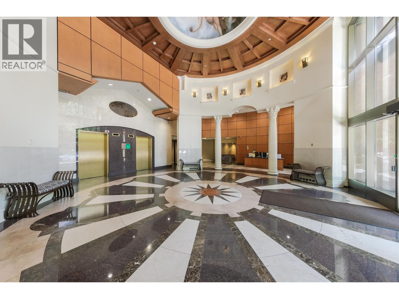 309 1189 HOWE STREET