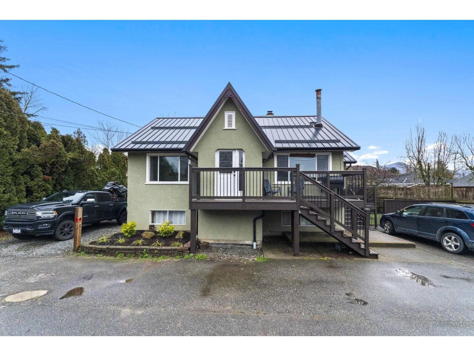 46307 RIVERSIDE DRIVE, Chilliwack Proper East