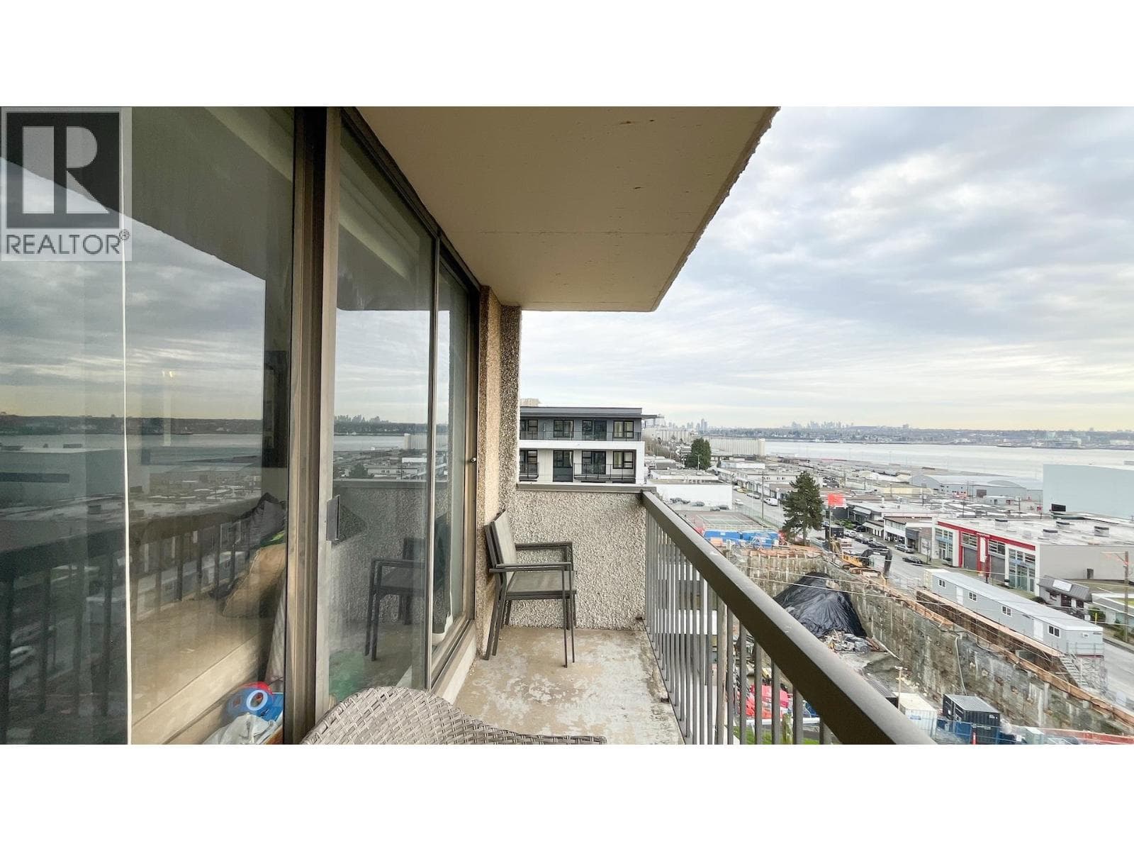 708 145 ST. GEORGES AVENUE