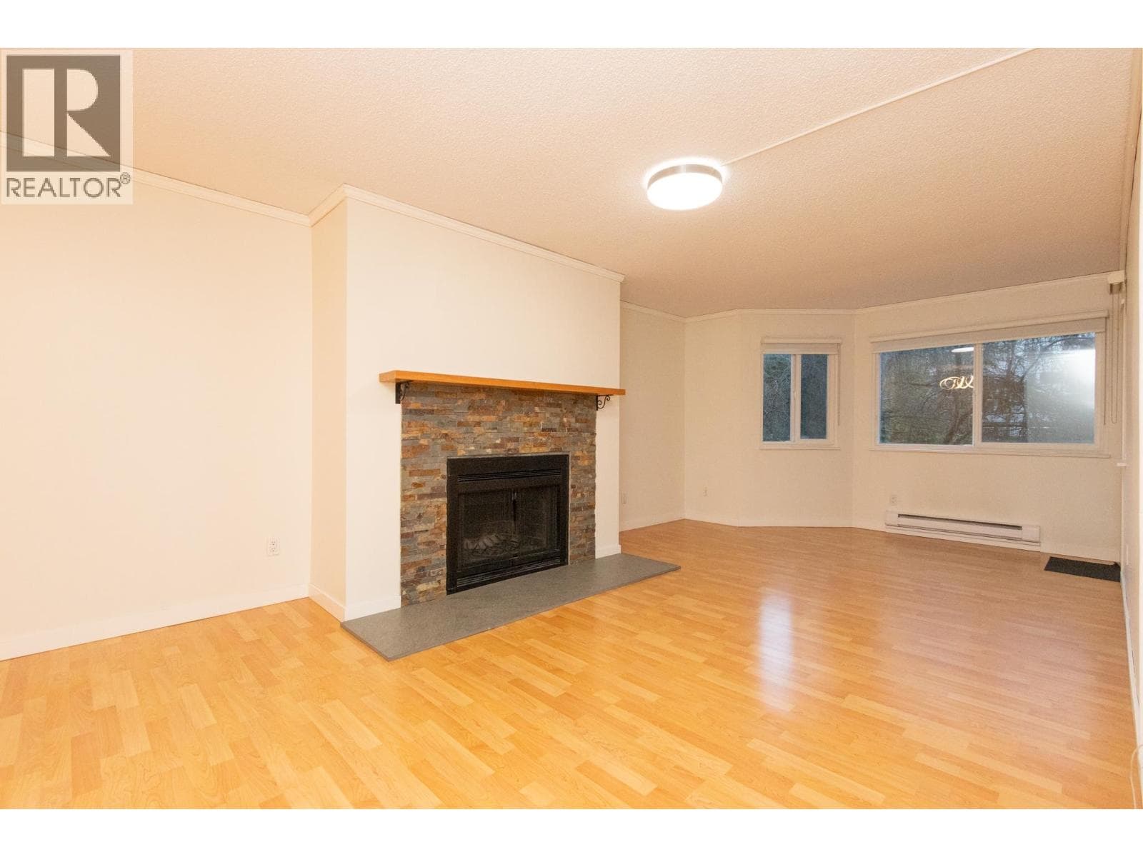 209 9880 MANCHESTER DRIVE