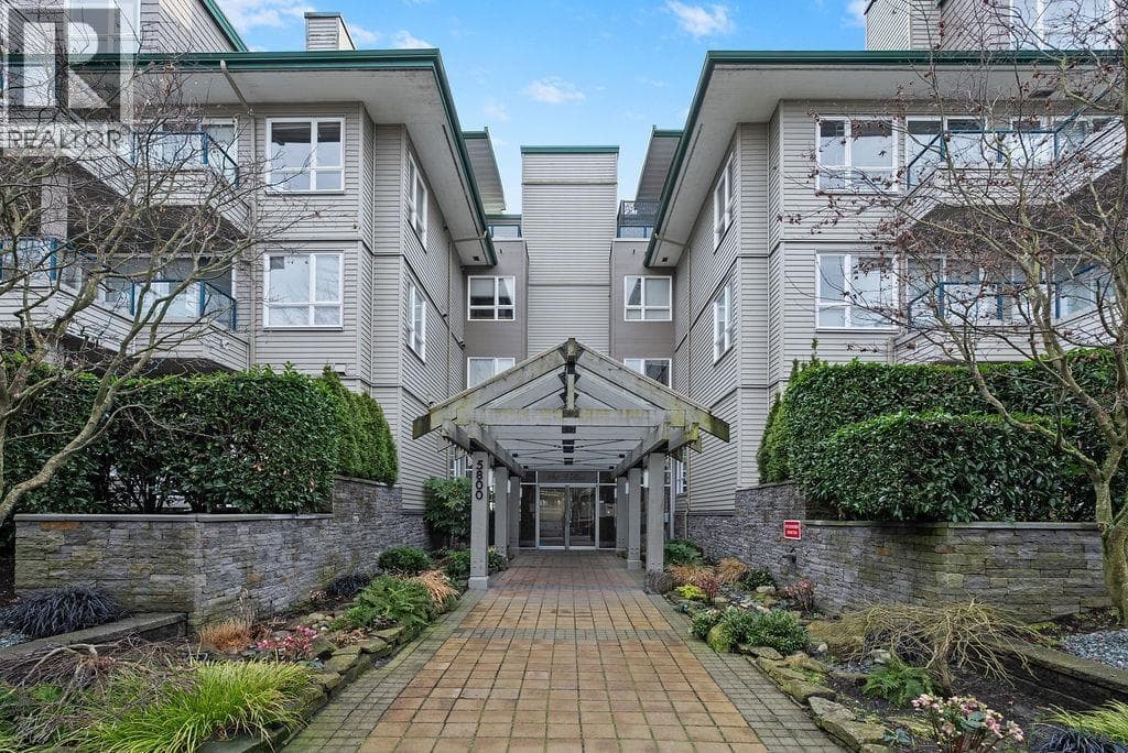 407 5800 ANDREWS ROAD