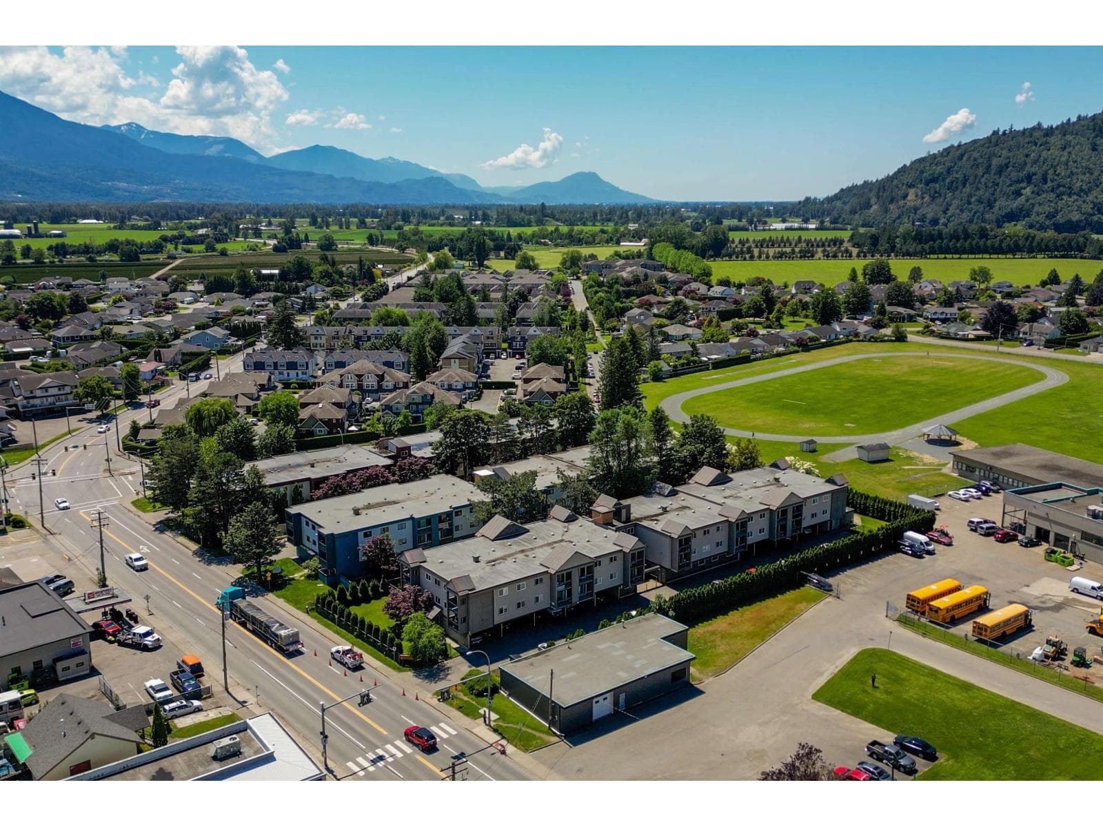 133 1783 AGASSIZ-ROSEDALE NO 9 HIGHWAY, Agassiz