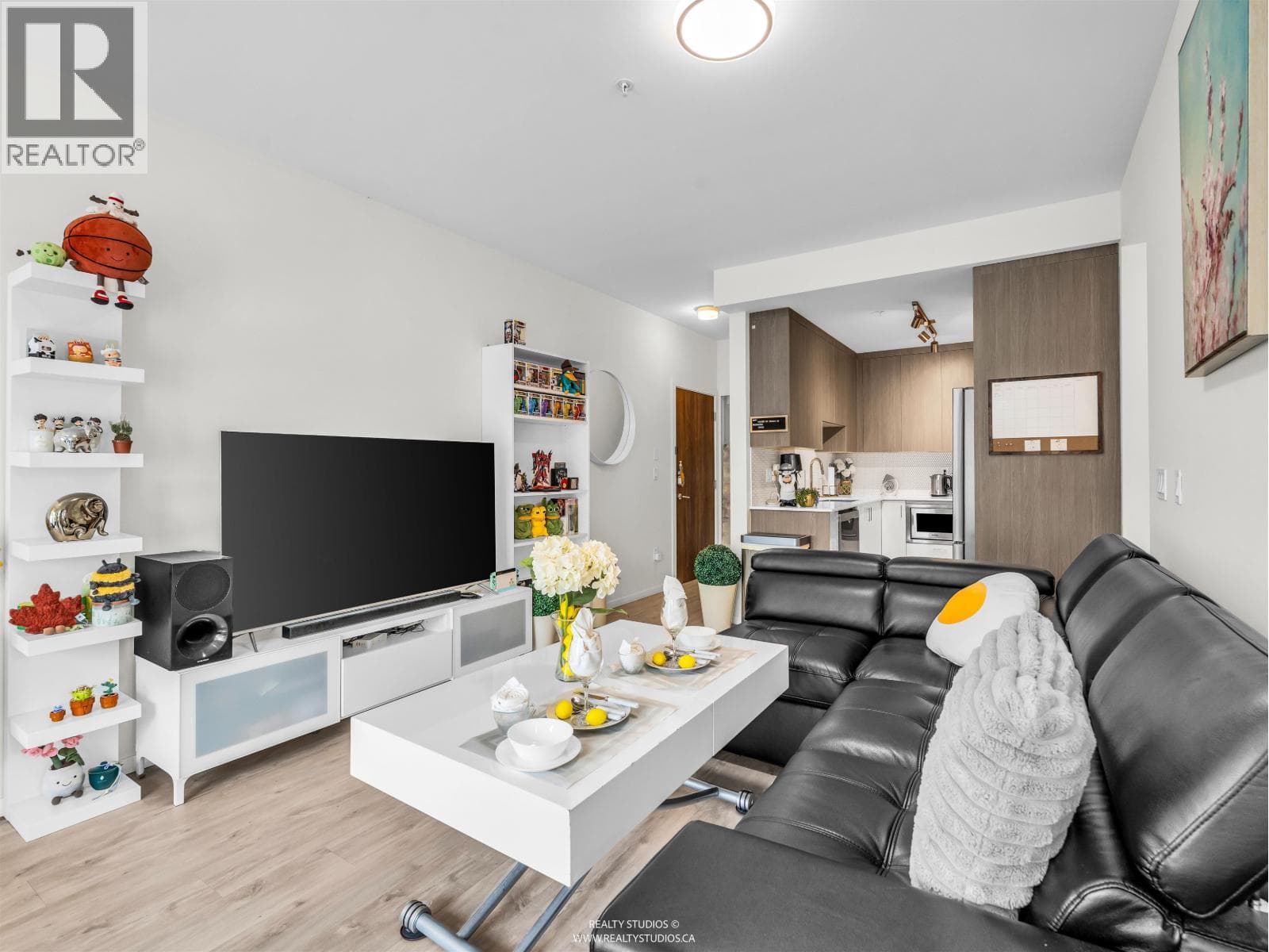 226 6283 KINGSWAY AVENUE