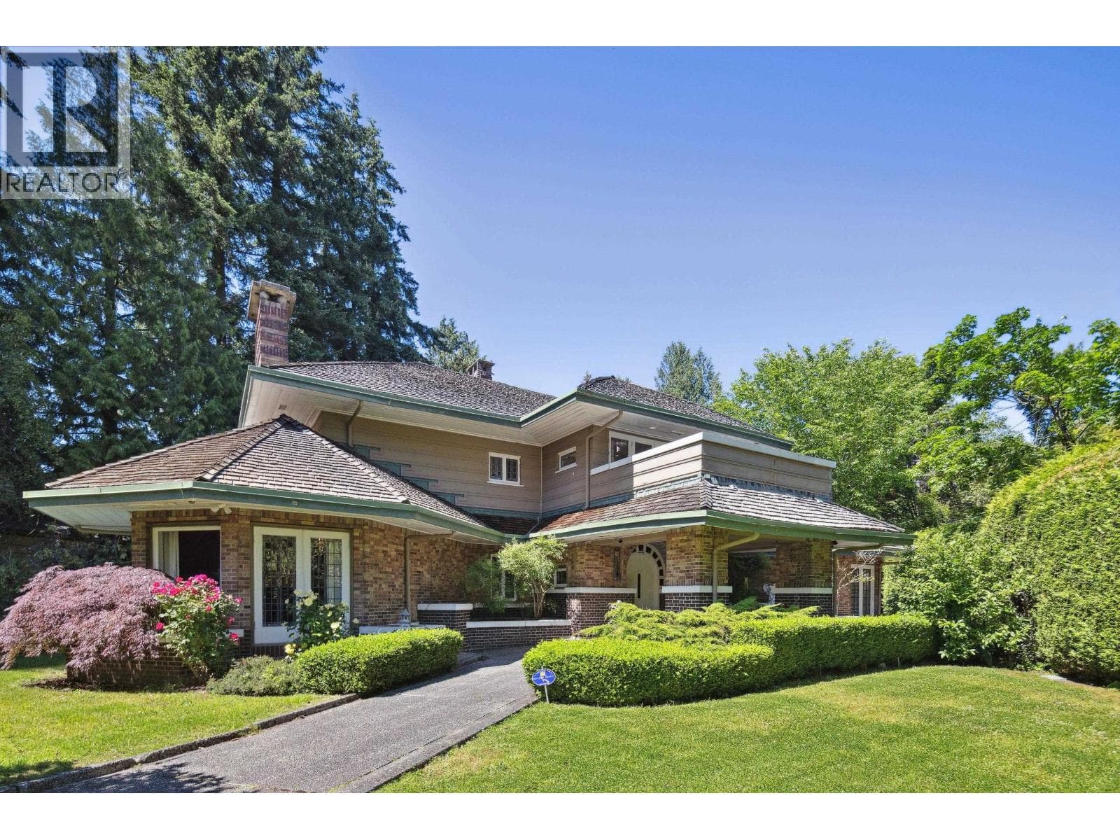 4051 MARGUERITE STREET