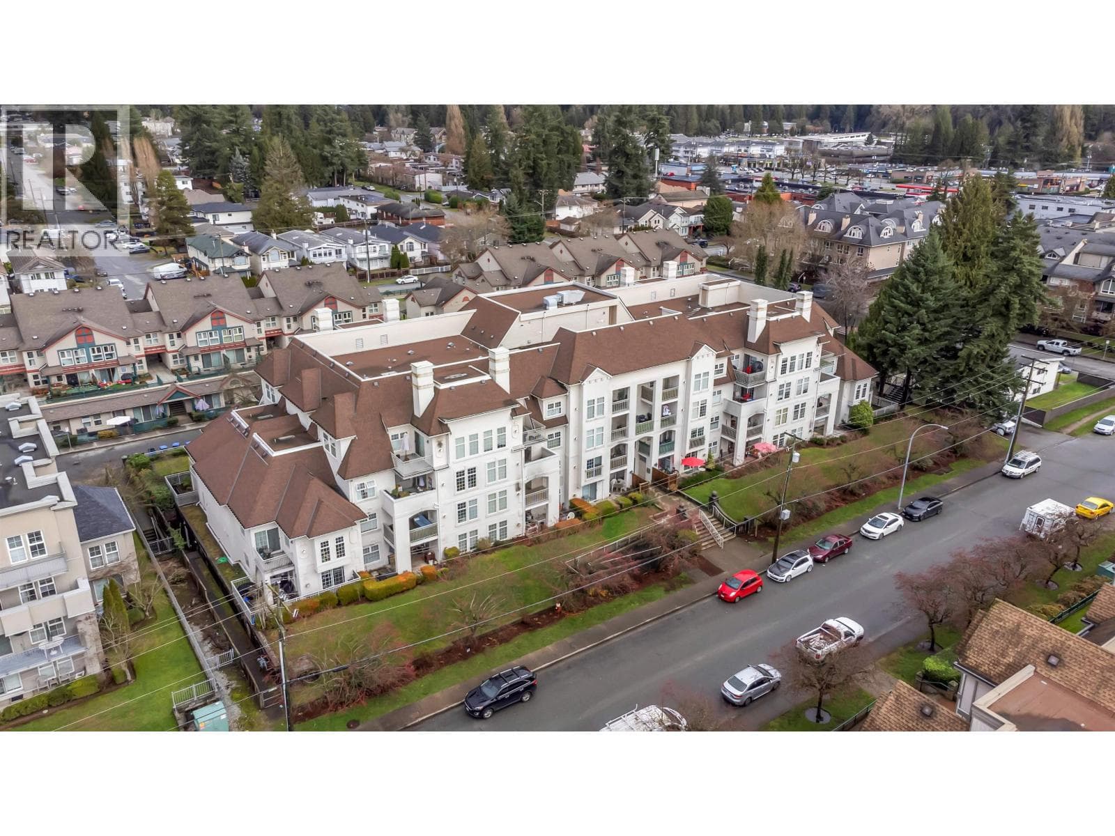 301 1655 GRANT AVENUE