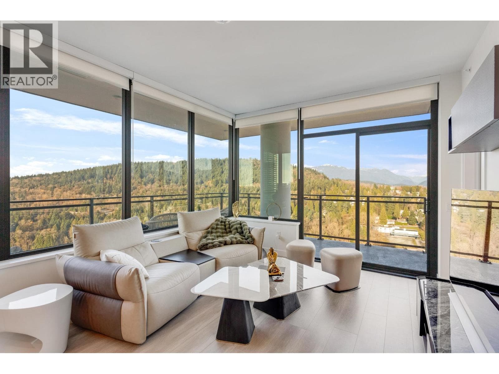 2605 626 CLAREMONT STREET