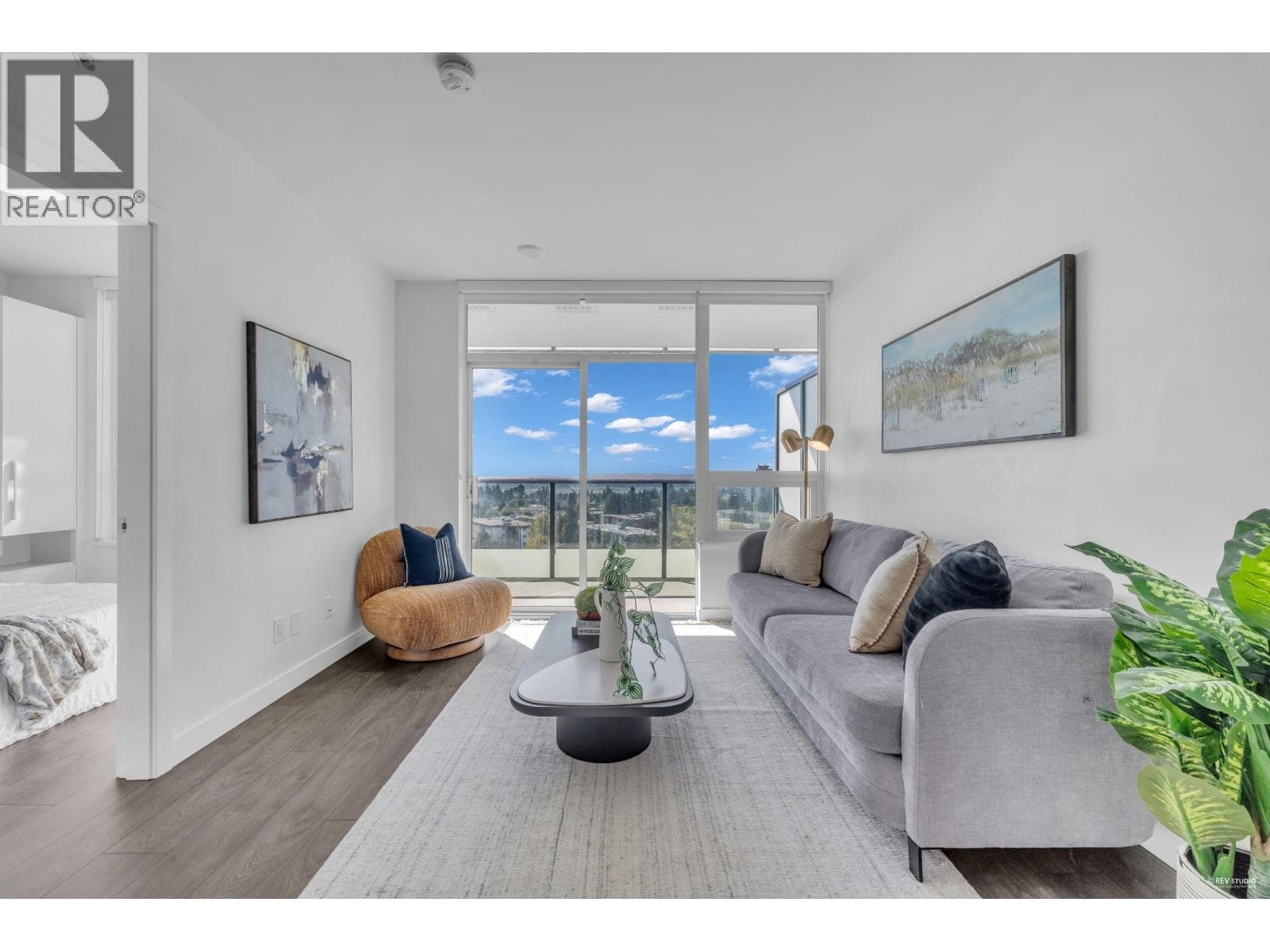 1105 6463 SILVER AVENUE