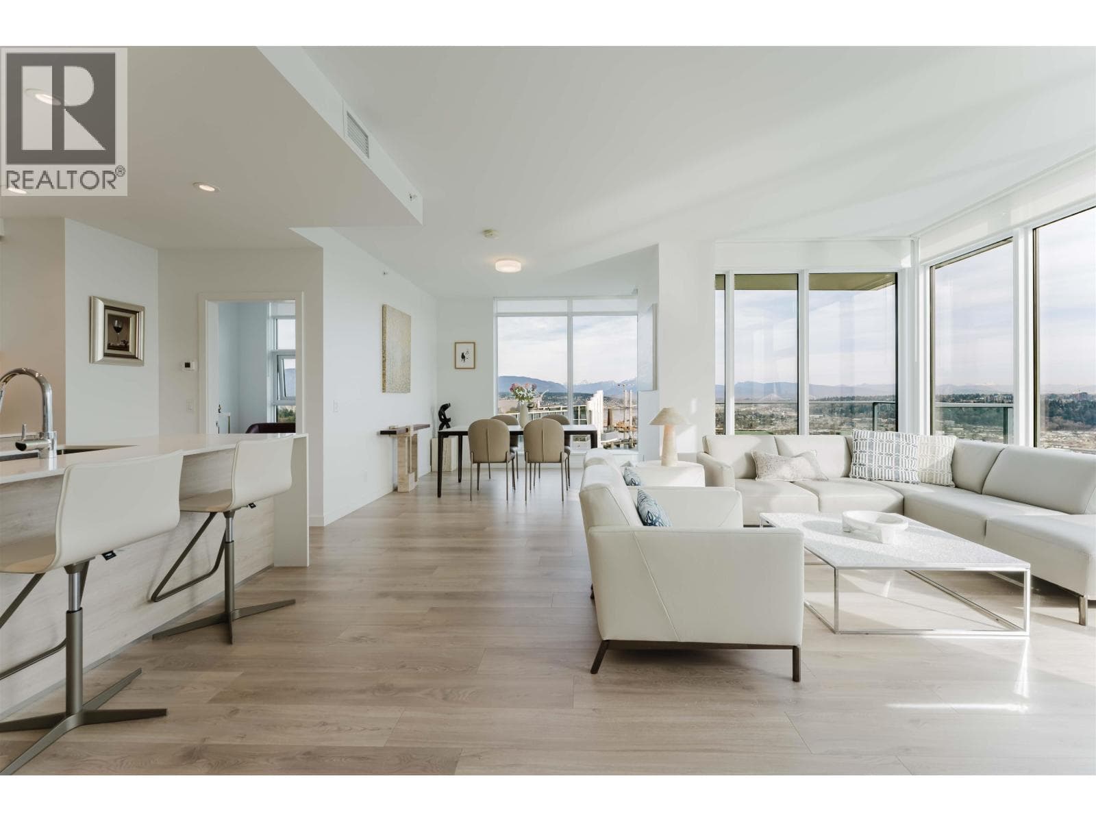 4605 680 QUAYSIDE DRIVE