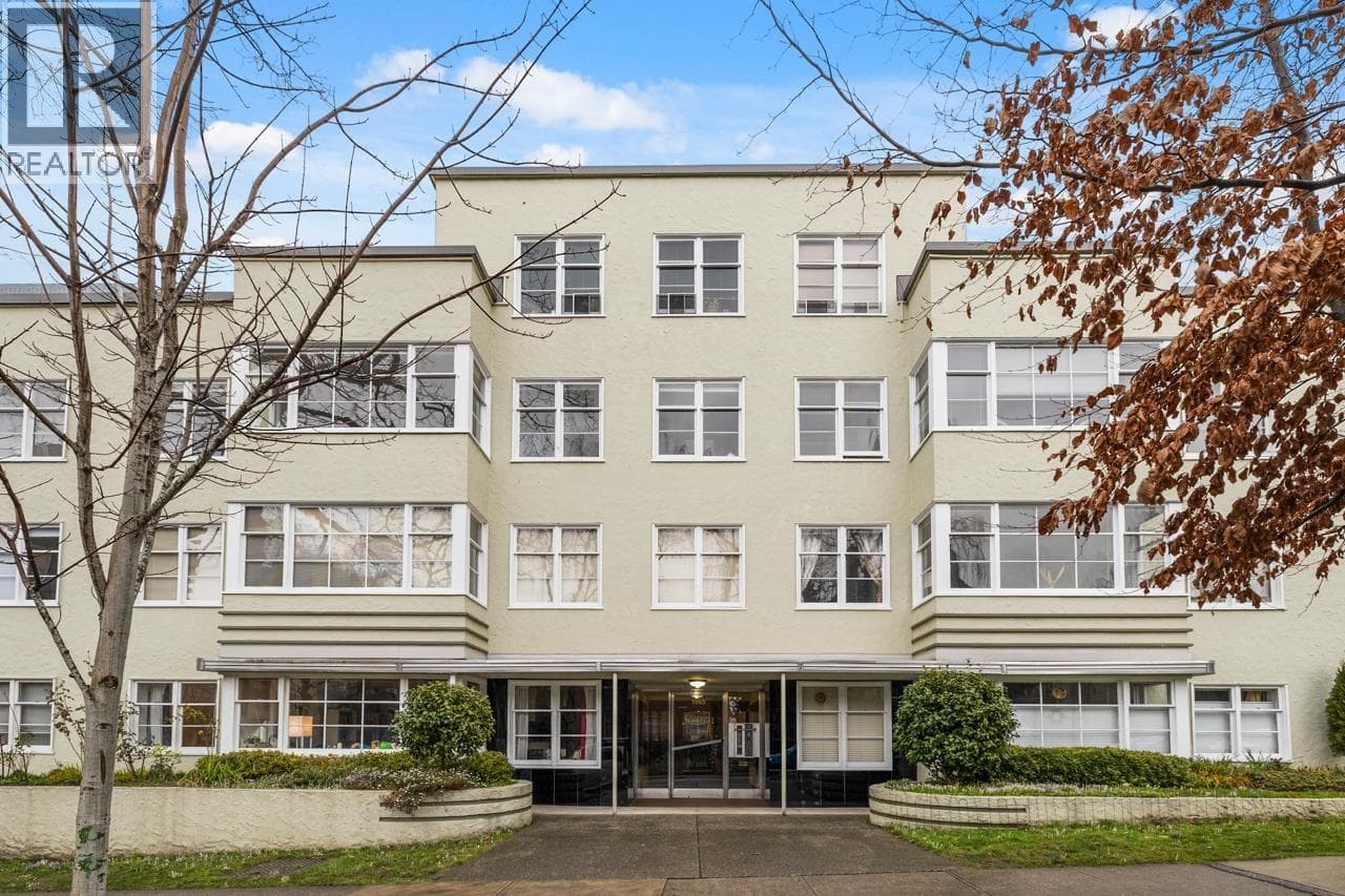 204 1565 BURNABY STREET