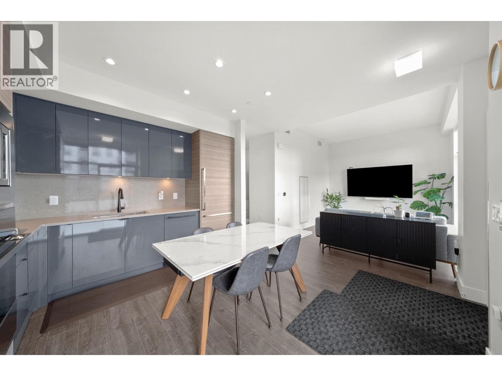 7 8508 JACK UPPAL STREET