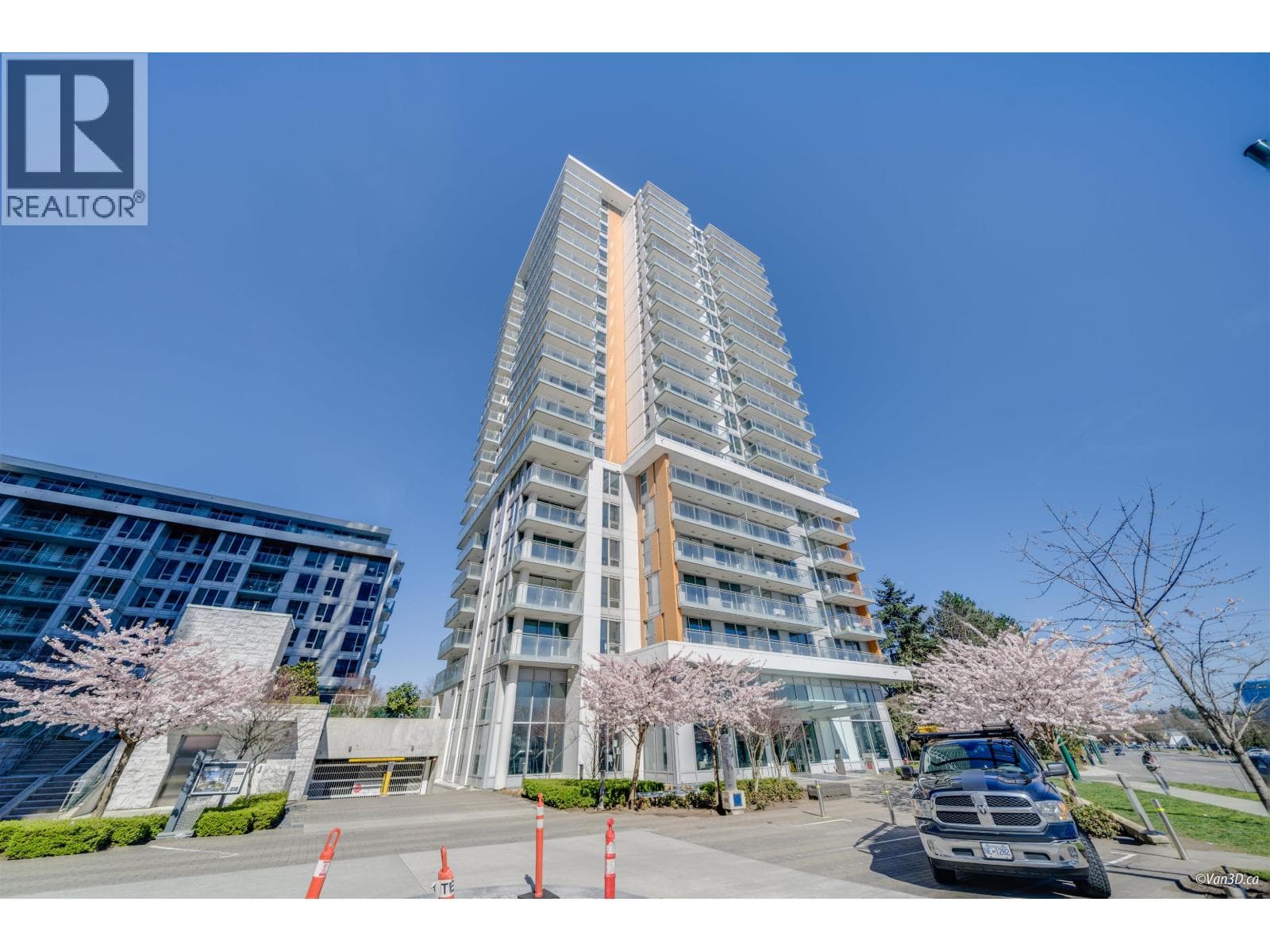 905 433 SW MARINE DRIVE