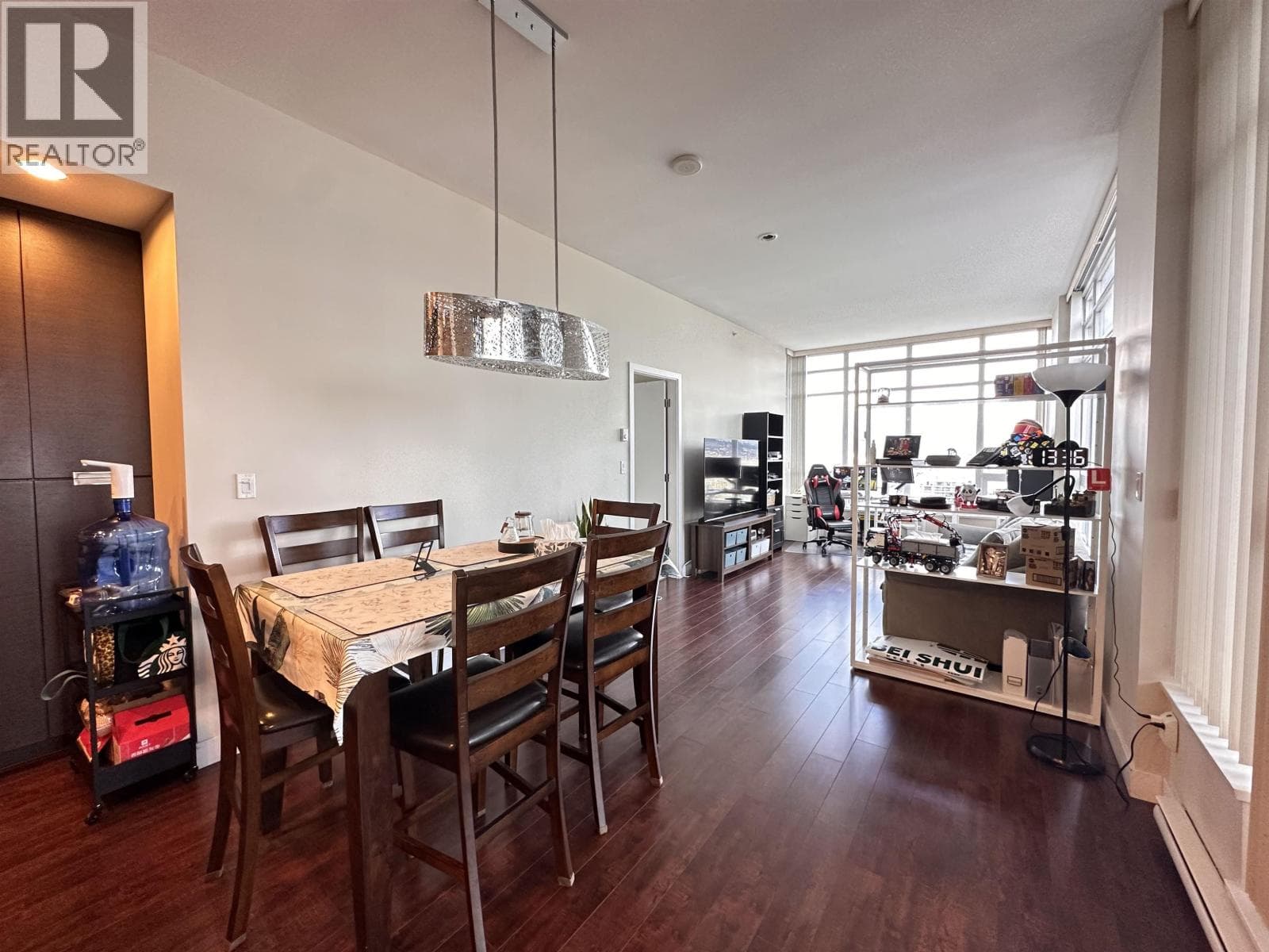 3201 2077 ROSSER AVENUE