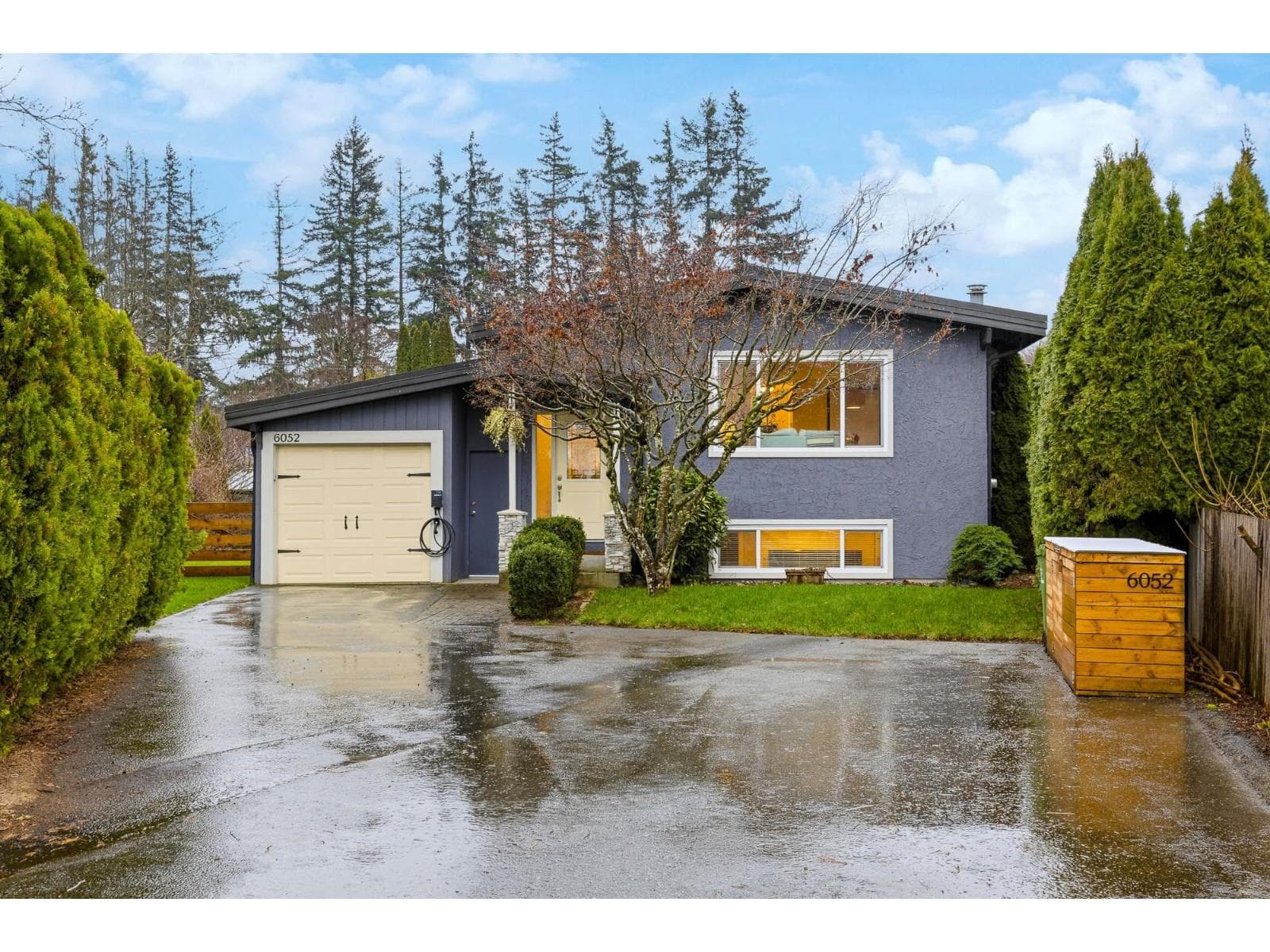 6052 GLENGARRY DRIVE, Sardis South