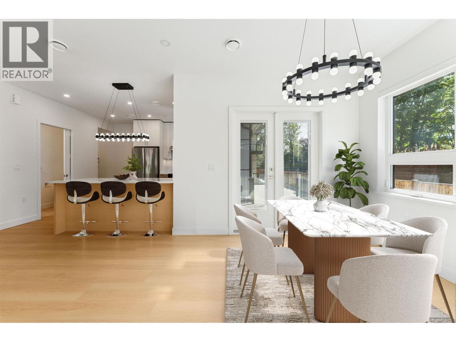 844 ST. DENIS AVENUE