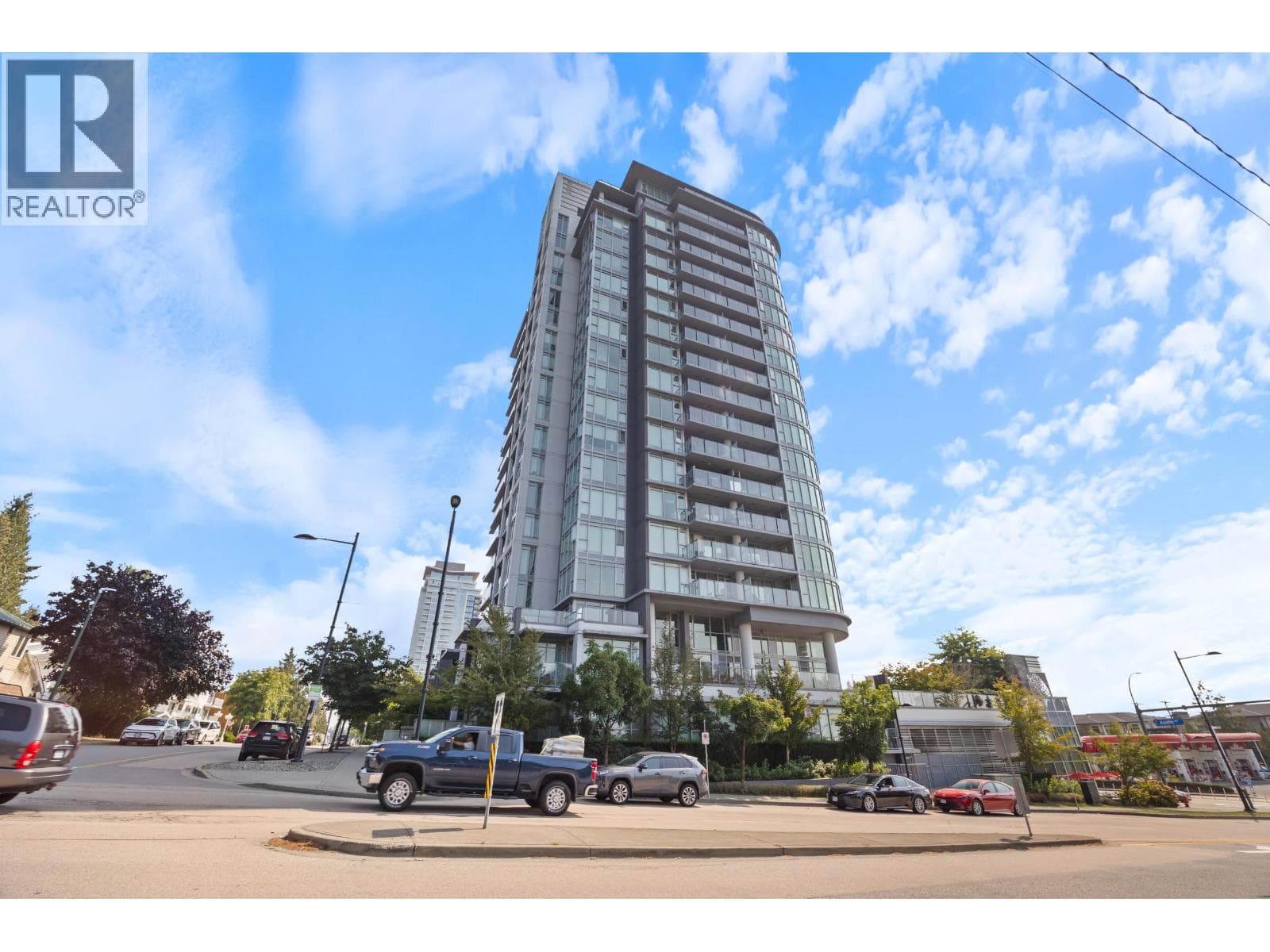 1208 958 RIDGEWAY AVENUE