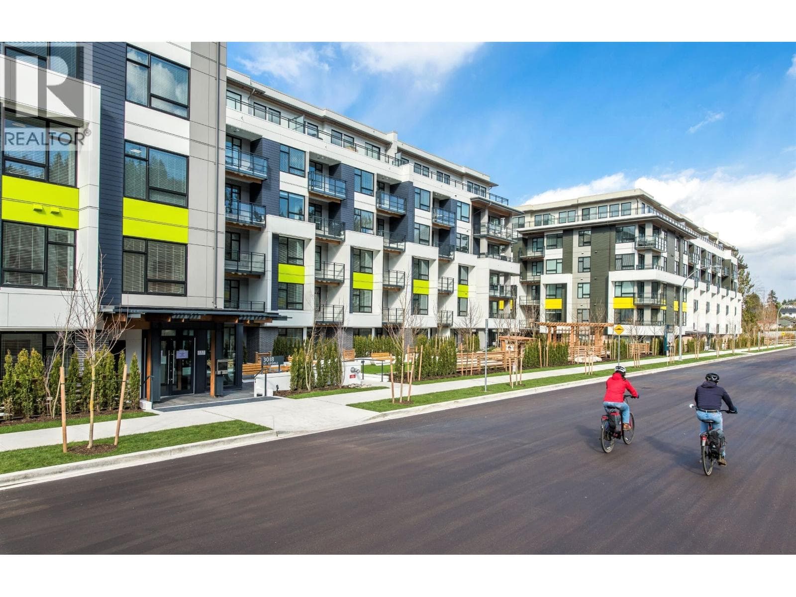 213 3018 ST GEORGE STREET