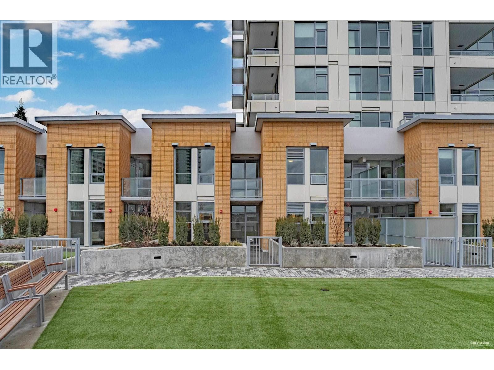 205 618 CARNARVON STREET