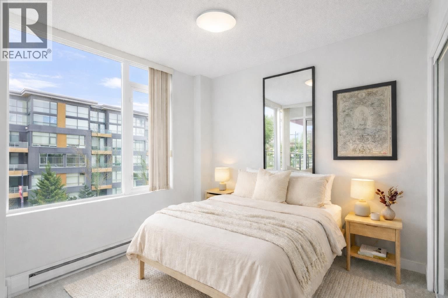 425 9009 CORNERSTONE MEWS