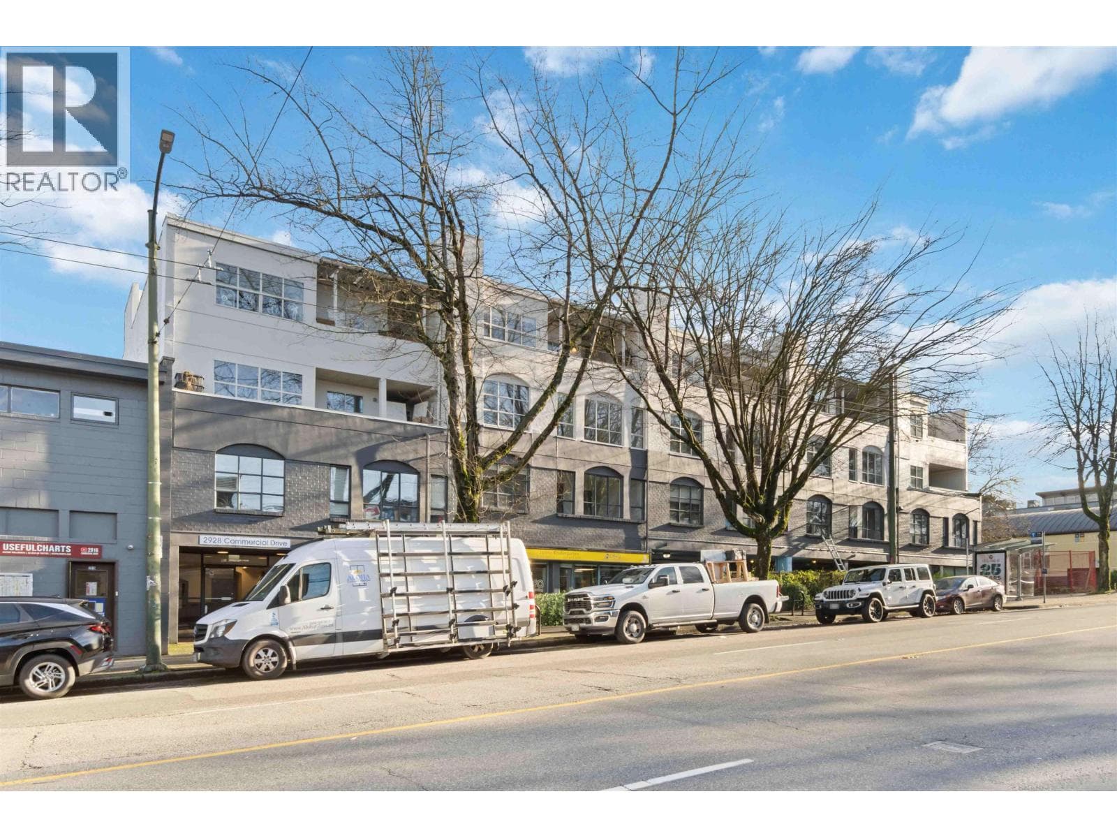 303 2928 COMMERCIAL DRIVE