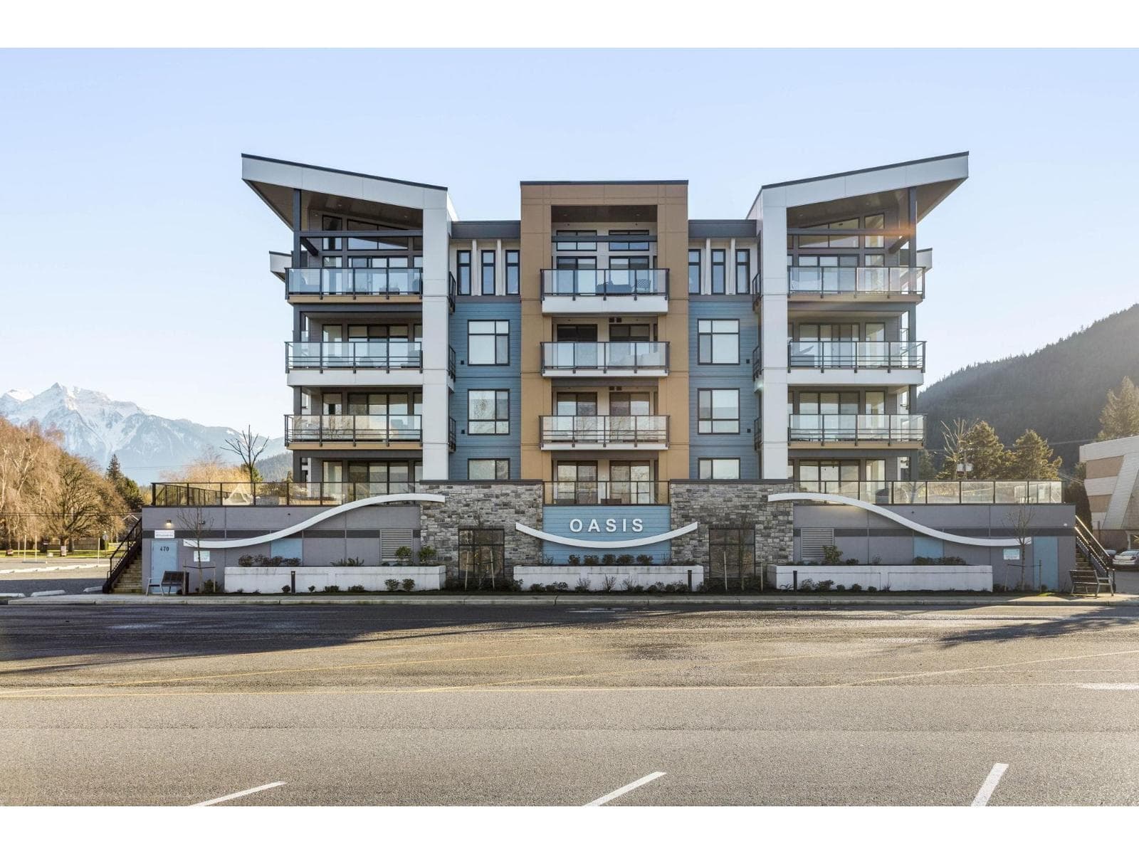 307 470 ESPLANADE AVENUE, Harrison Hot Springs