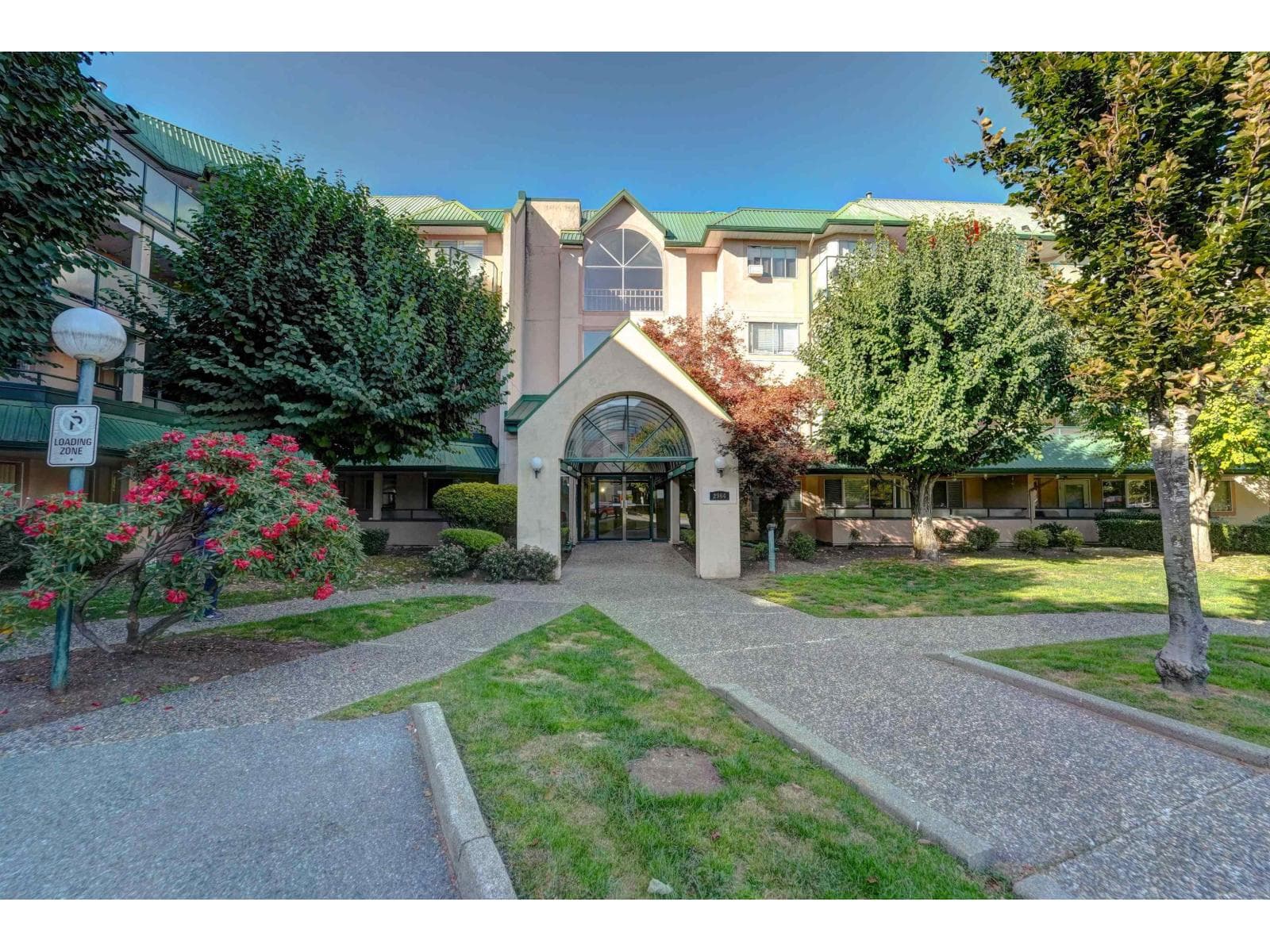 116 2964 TRETHEWEY STREET