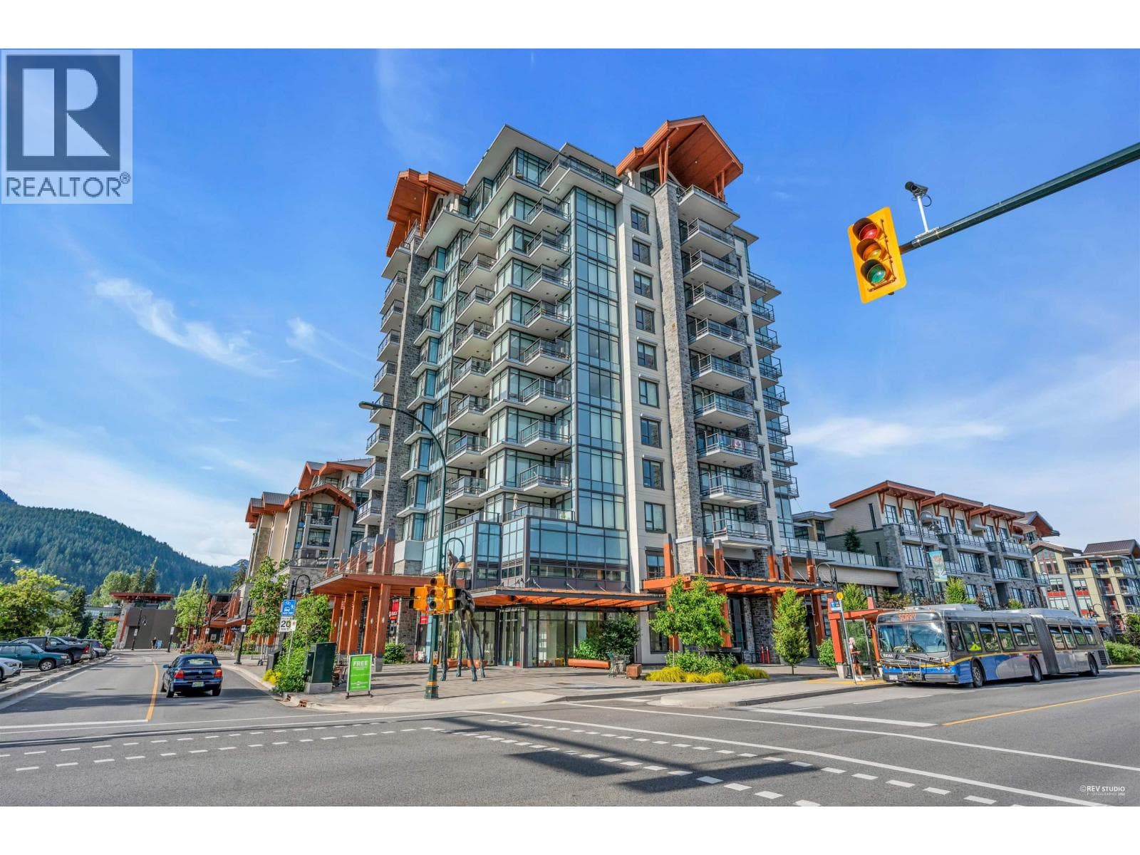 1008 1210 E 27TH STREET