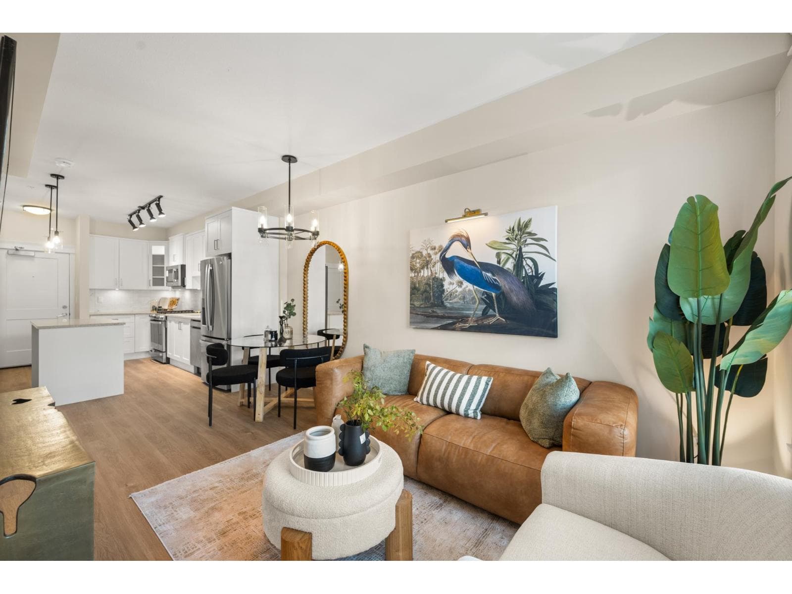 302 11063 RAVINE ROAD