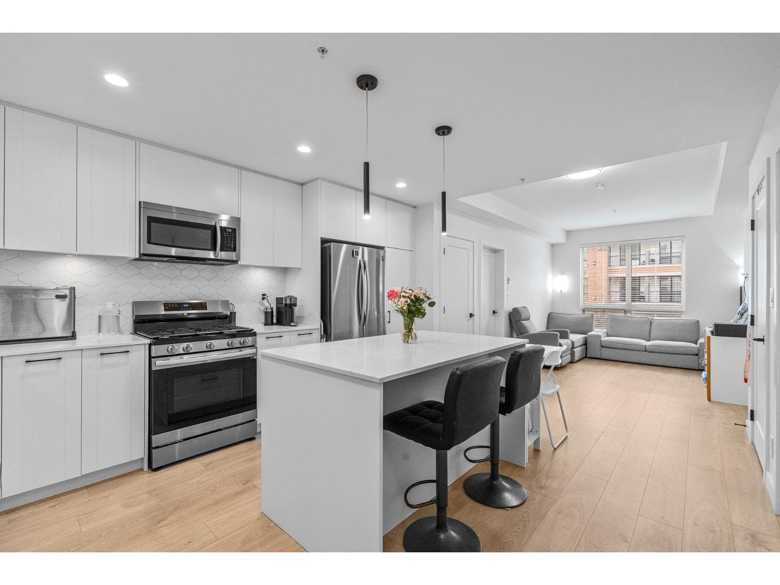 210 20052 83A AVENUE