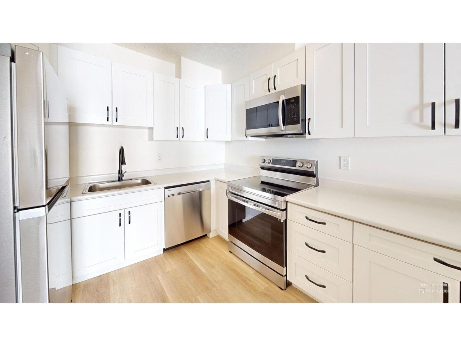 205 45749 SPADINA AVENUE, Chilliwack Downtown